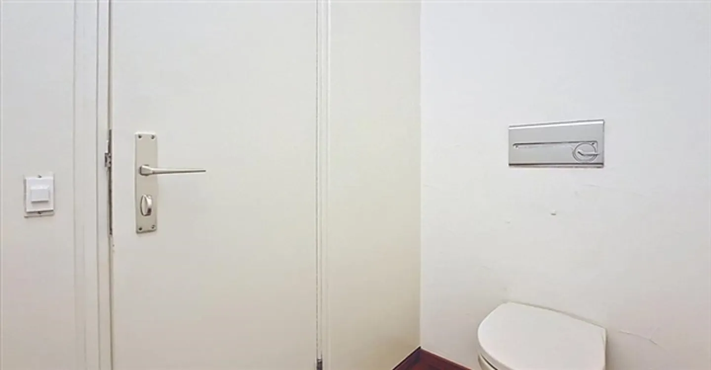 Office 3.5 rooms - Photo 7 of 12