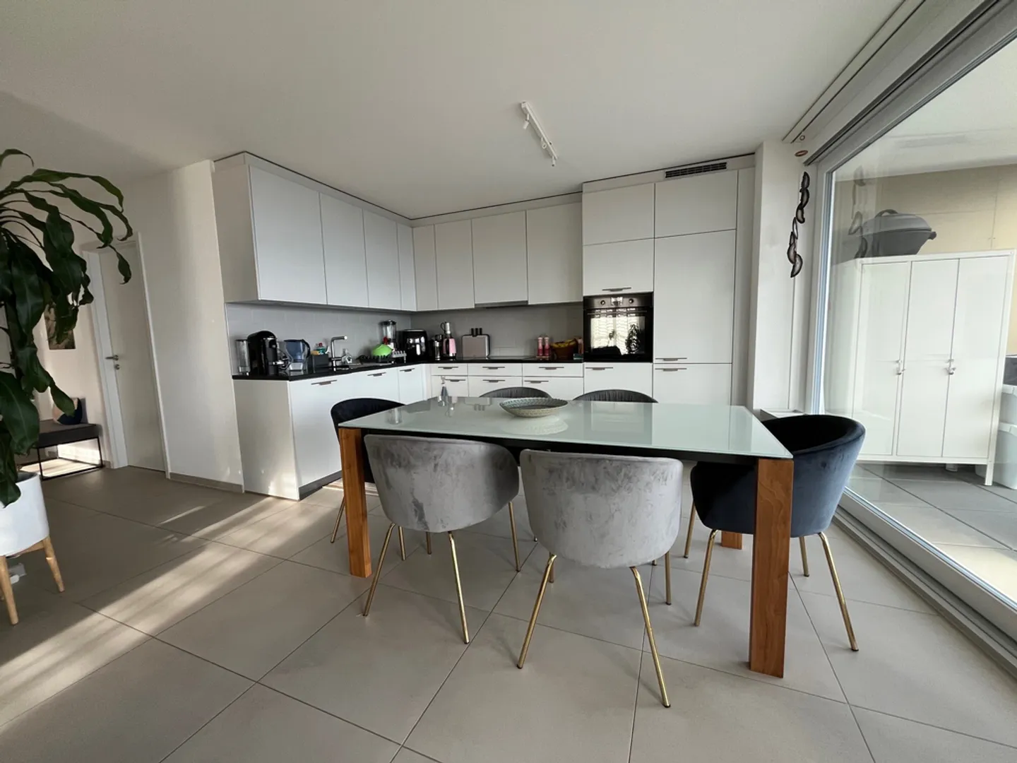 Magnificent 4-room apartment with lake view in Morges - Photo 5 of 11