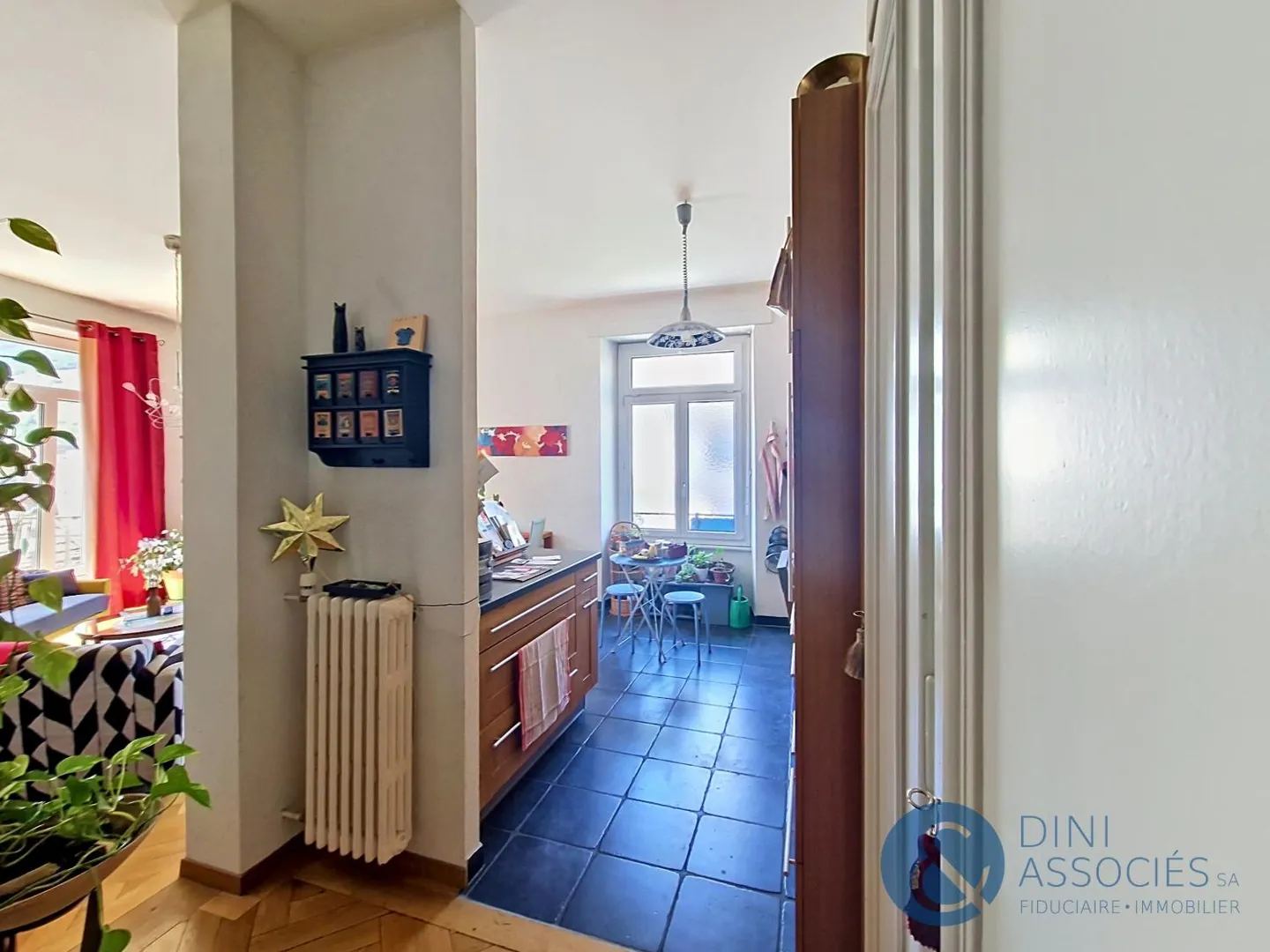 Appartement Charmant en Ville - Photo 3 sur 7