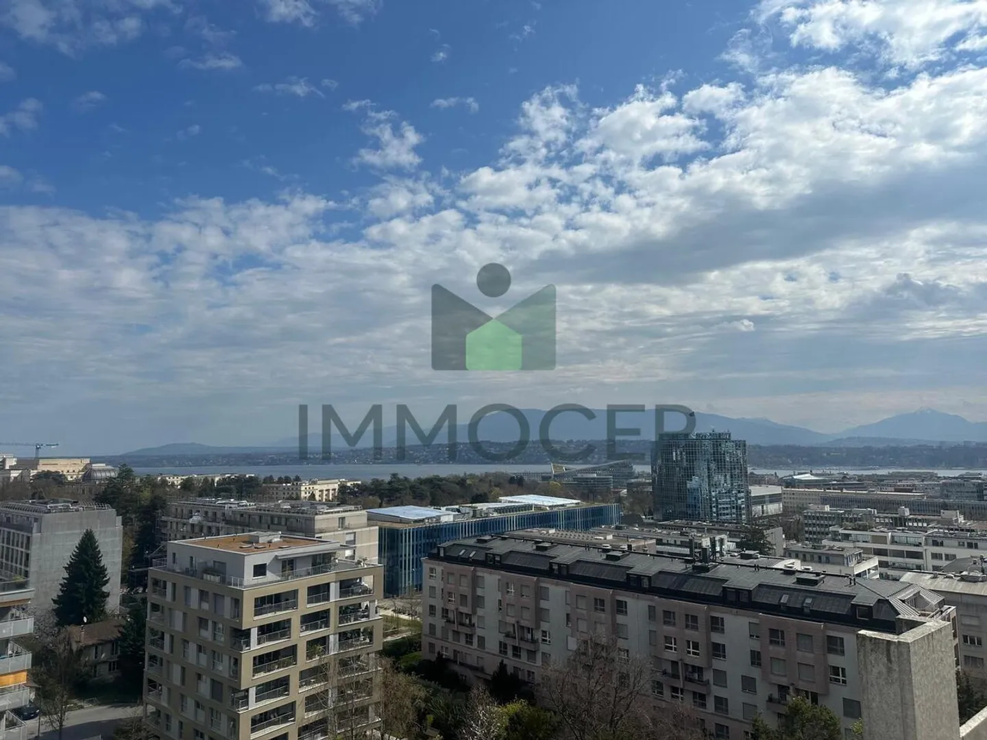 Exclusivity: Spacious 3-room apartment of 94 m2 in Petit-Saconnex - Photo 12 of 12