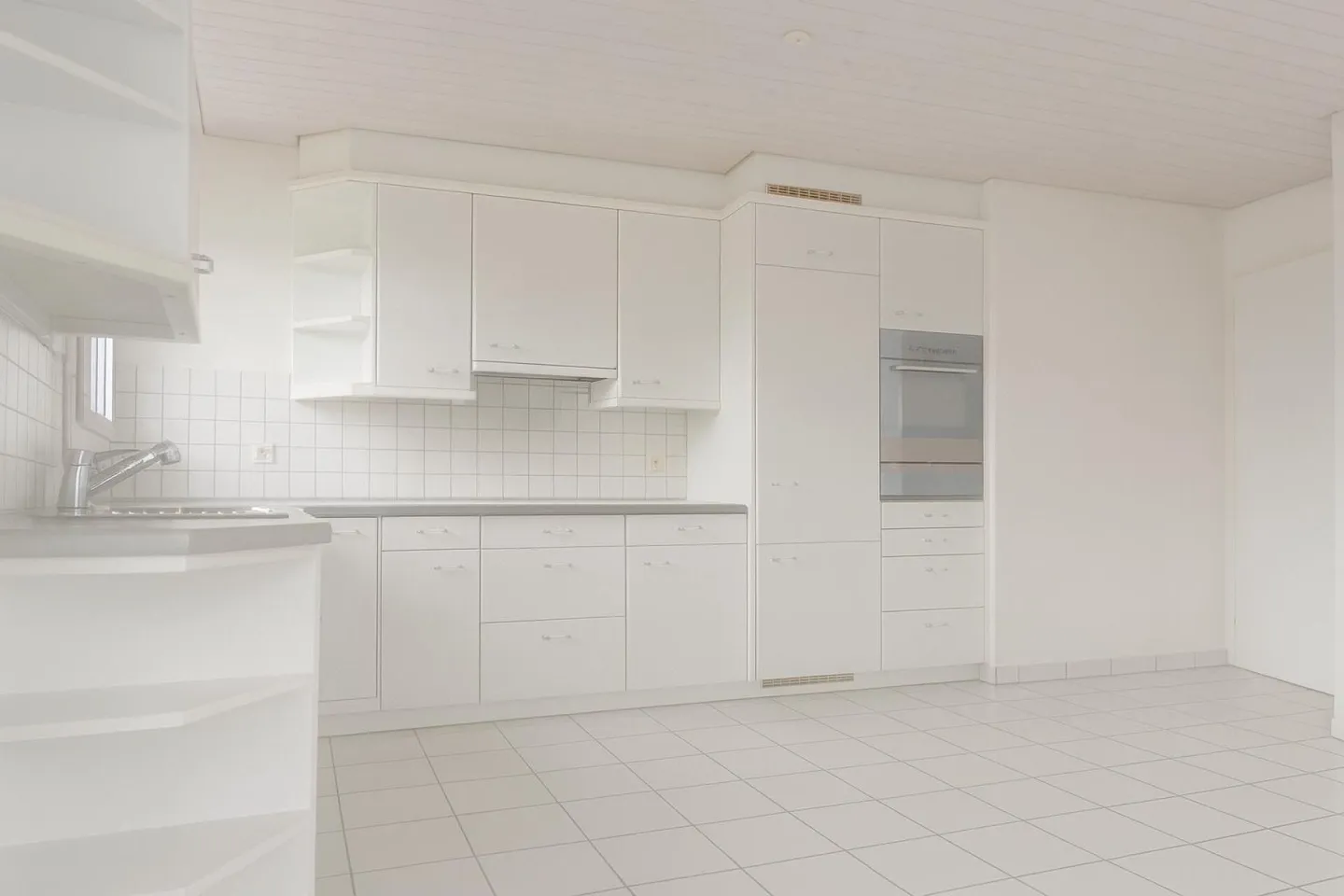 Exklusive 5.5-Zimmer-Attikawohnung - Foto 8 von 10