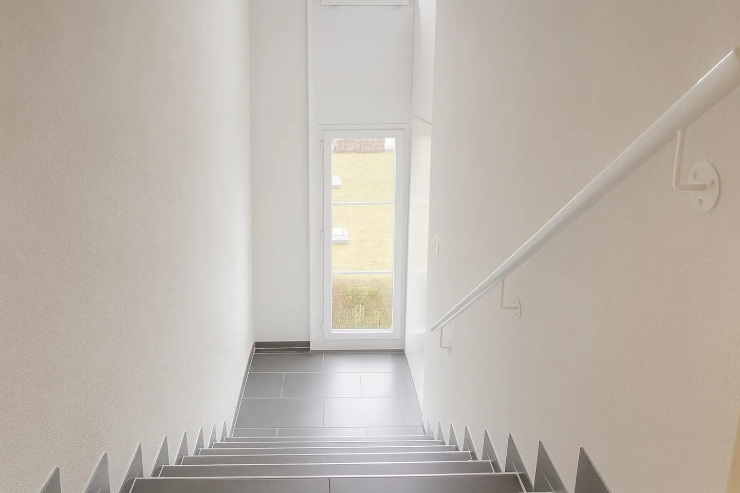 Exklusive 5.5-Zimmer-Attikawohnung - Foto 9 von 10