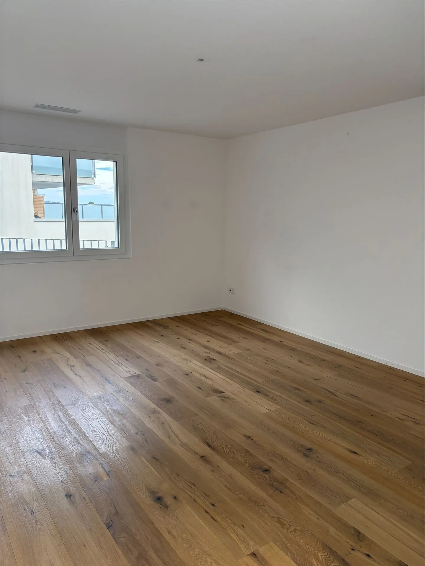 Bellissimo appartamento con terrazza 4 1/2 locali in affitto in standard di proprietà - Foto 8 di 11