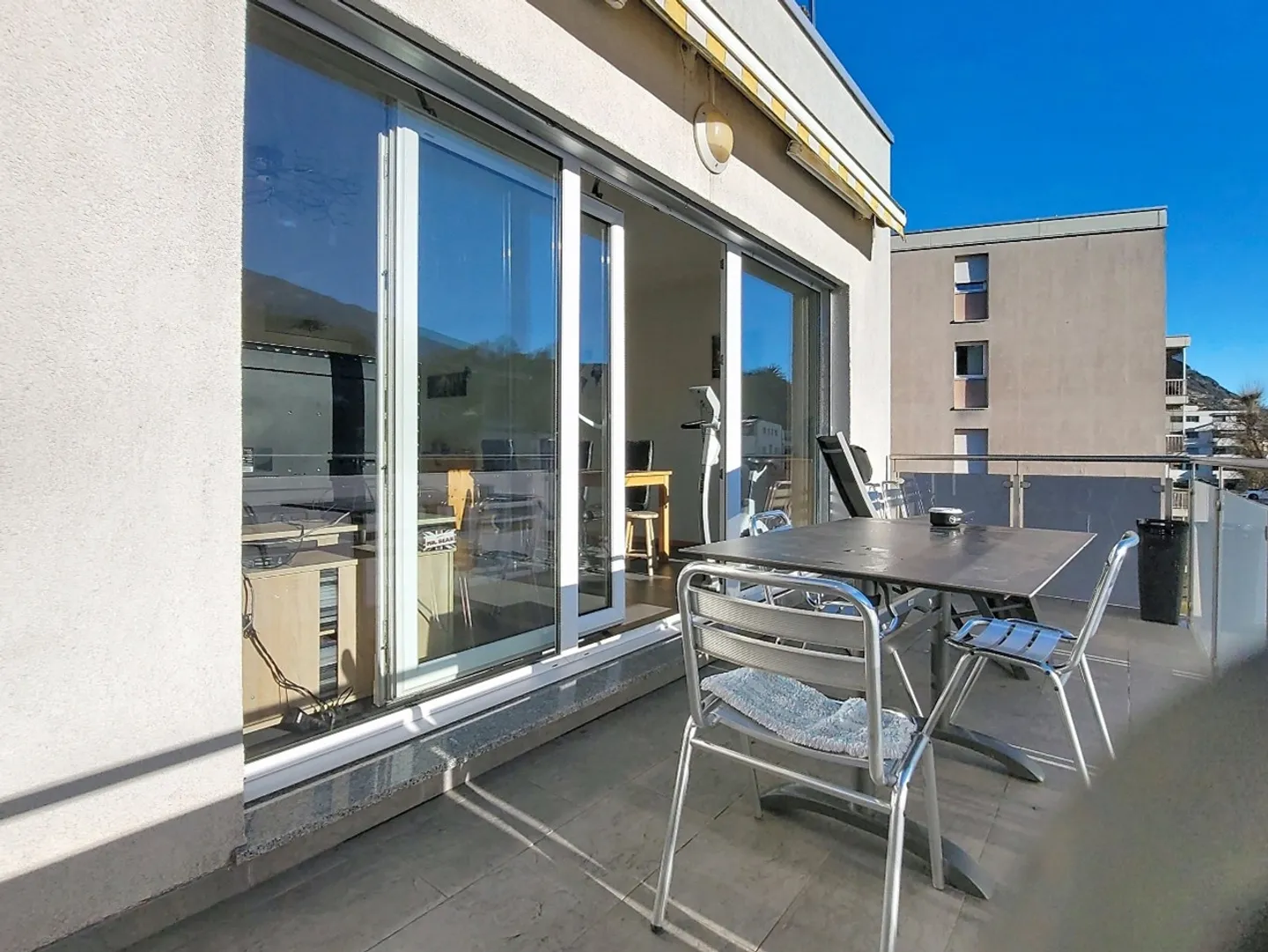 Pont-de-la-Morge, schönes 4.5-Zimmer-Apartment mit 105 m2, Balkon und 2 Parkplätzen - Foto 9 von 23
