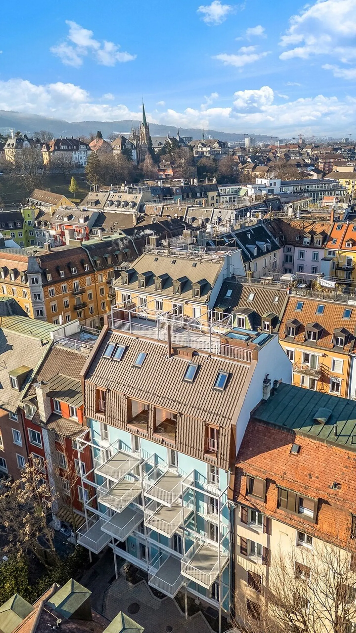 Appartement de luxe avec terrasse - Photo 2 sur 12