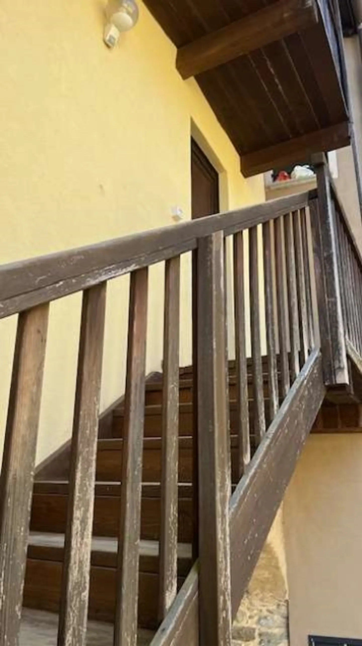 Elegantes Tessiner Haus in historischem Hof renoviert - Foto 20 di 20