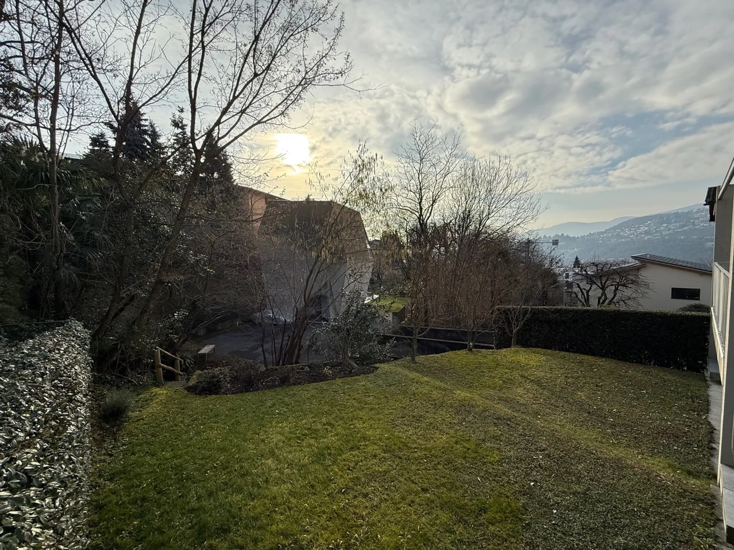 Charming Townhouse with Garden - Photo 6 of 10