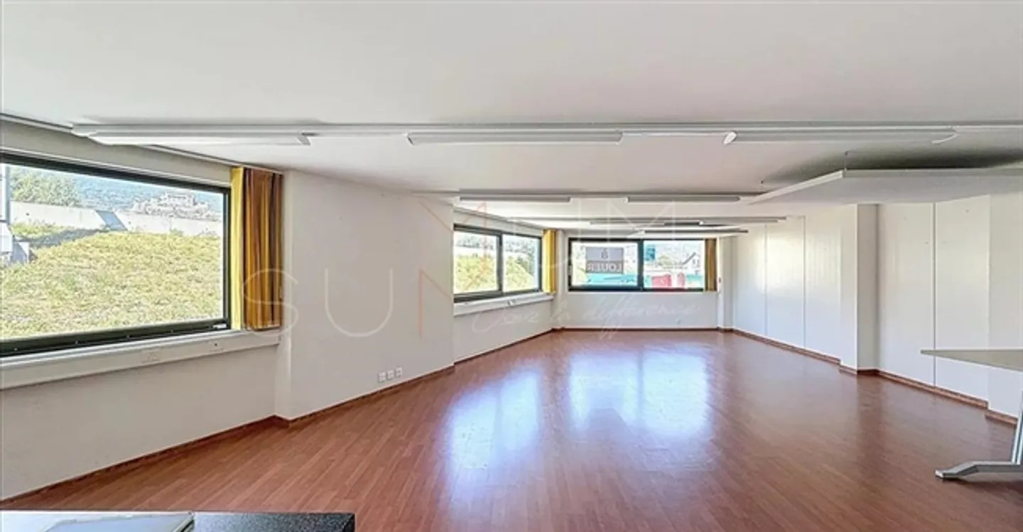 Office 1 room - Photo 3 of 7