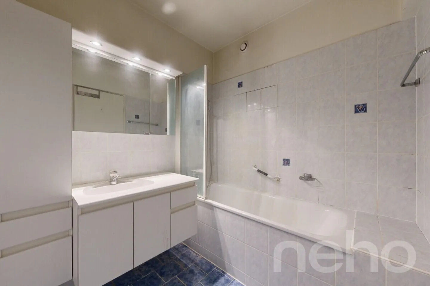 Appartement lumineux avec balcon et piscine à Champel - Photo 4 sur 12