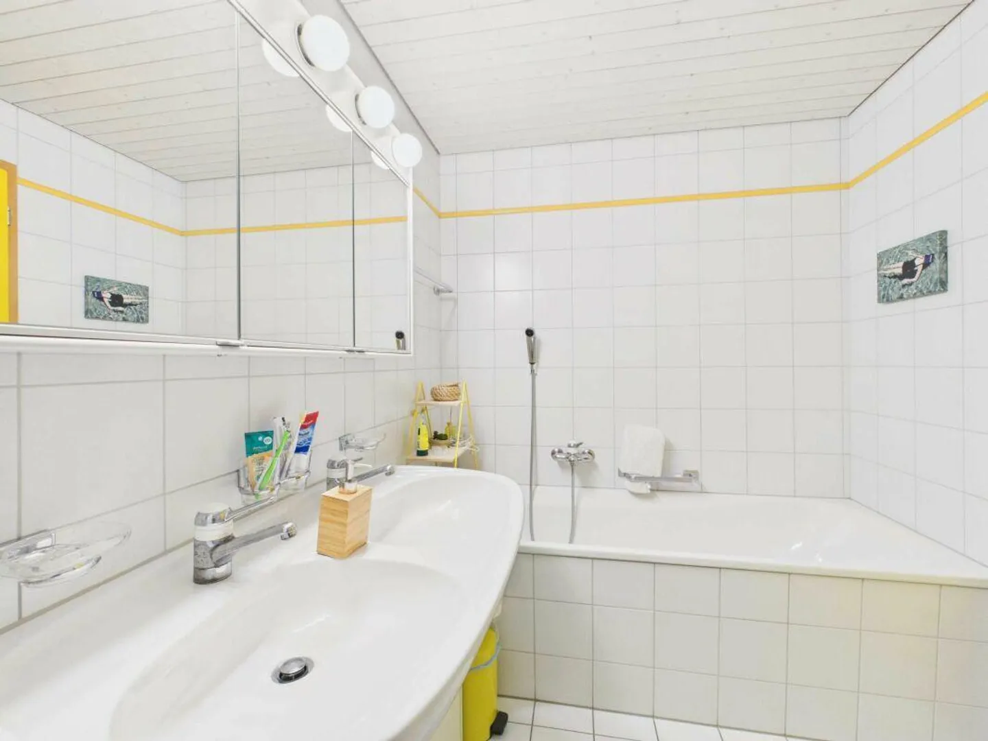 Maisonette de 4,5 pièces dans un emplacement privilégié près de la vieille ville de Wil SG - Photo 6 sur 9