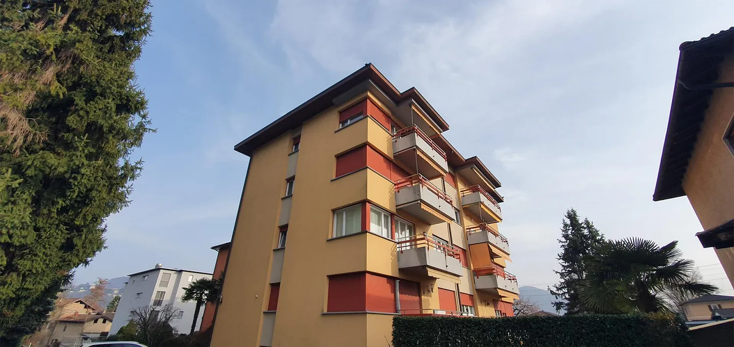 Appartamento luminoso a Magliaso - Foto 1 di 12