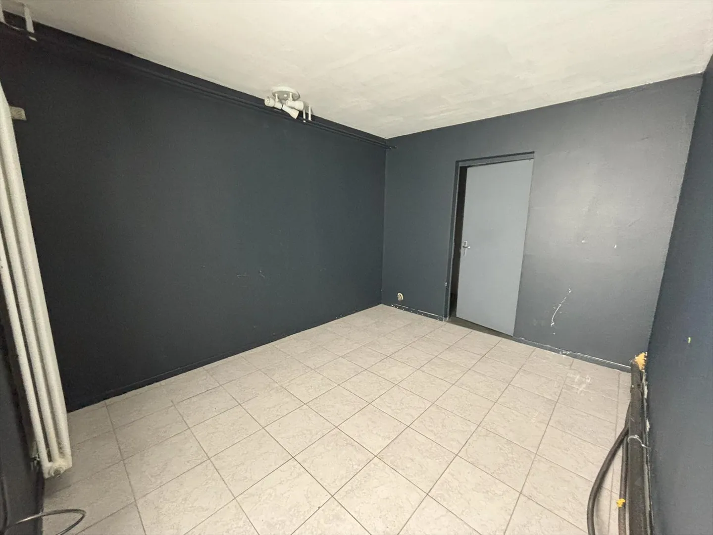 Office 3 rooms - Photo 5 of 6