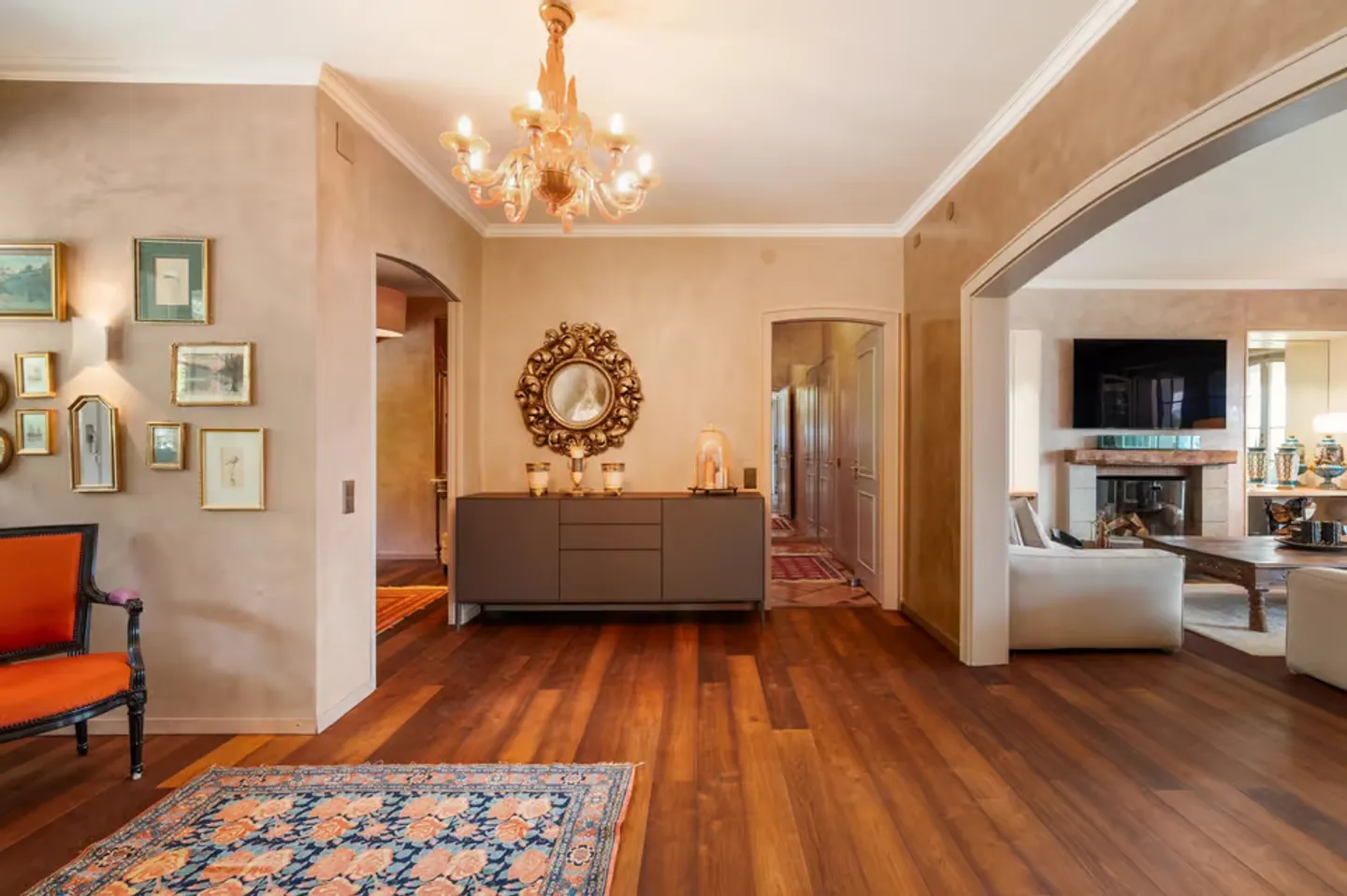 Exceptional Semi-Detached Villa with Panoramic Views of Lake Geneva and the Alps - Photo 7 of 13