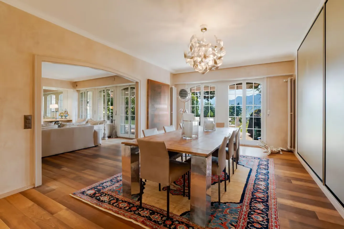 Exceptional Semi-Detached Villa with Panoramic Views of Lake Geneva and the Alps - Photo 5 of 13