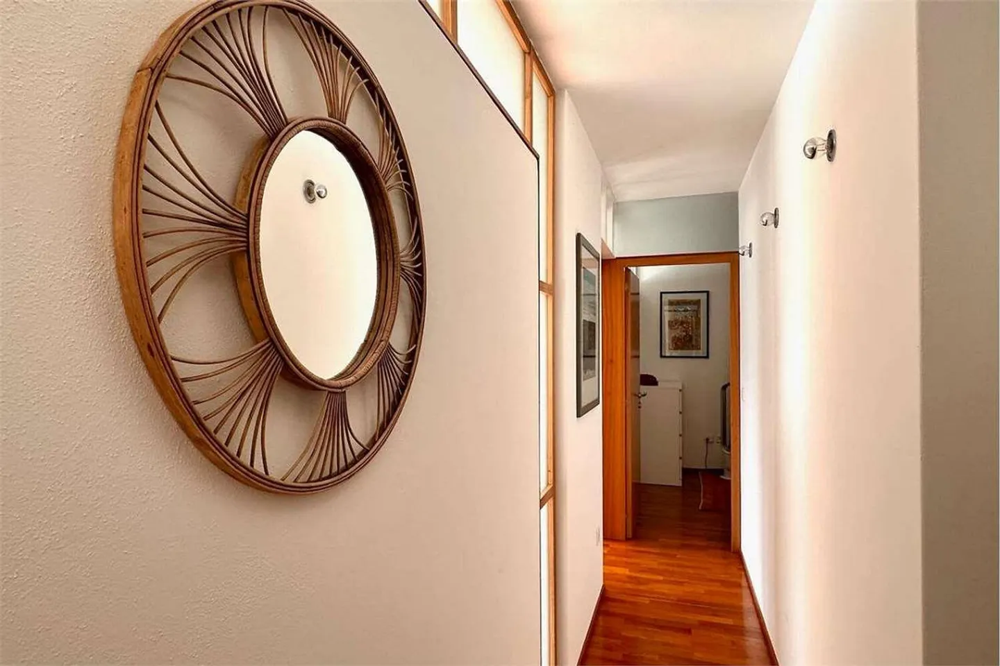 2,5-Zimmer-Wohnung mit herrlichem Blick auf den See - Foto 4 von 7