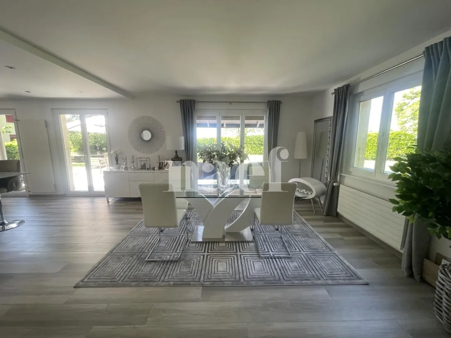 Belle villa rénovée avec jardin - Photo 5 sur 13