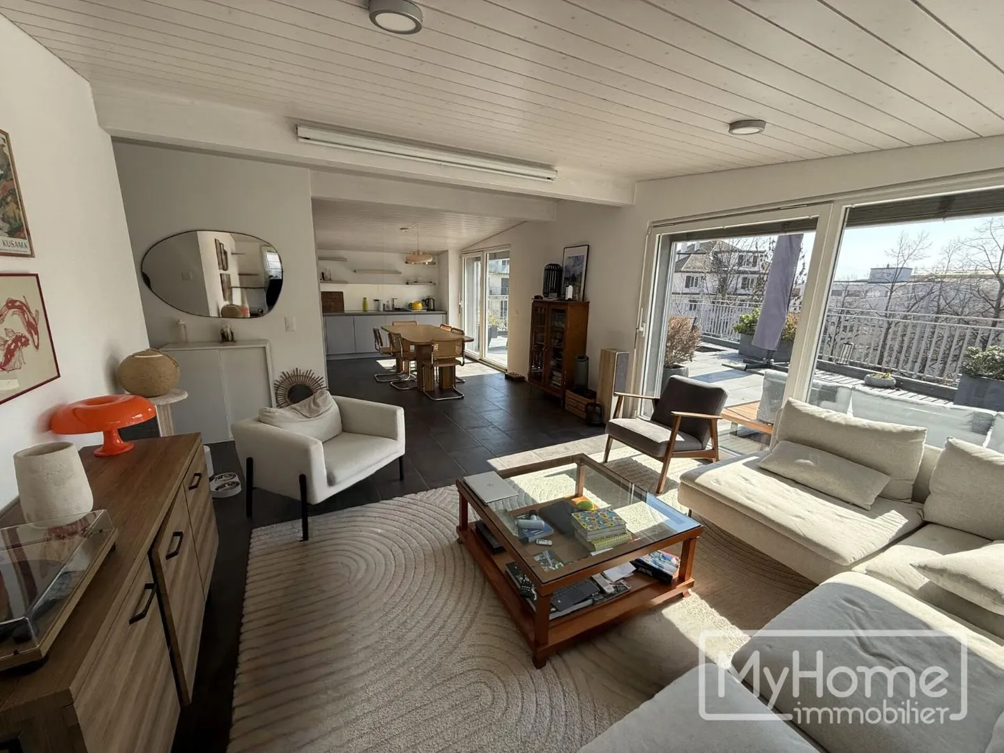 Magnificent penthouse apartment with ideal location and large terrace - Photo 10 of 10