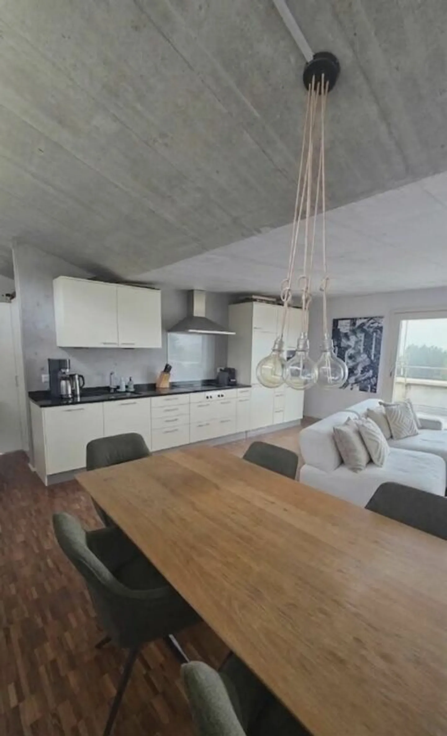 Penthouse apartment with stunning views of the Säntis - Photo 2 of 11