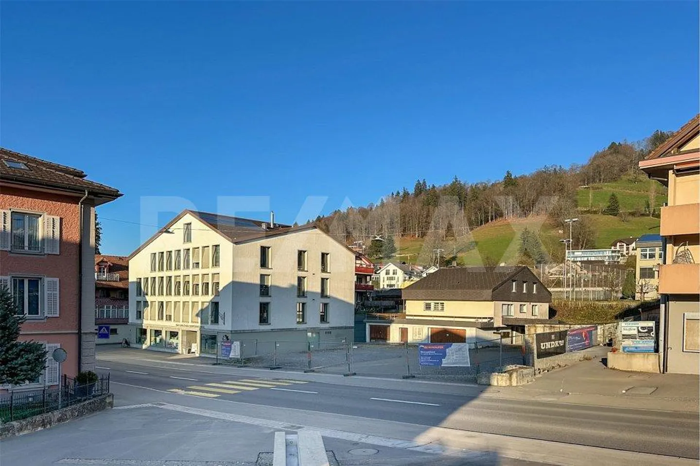 Grosszügige 5½-Zimmer-Wohnung im 1. OG an zentraler Lage - Foto 9 von 12