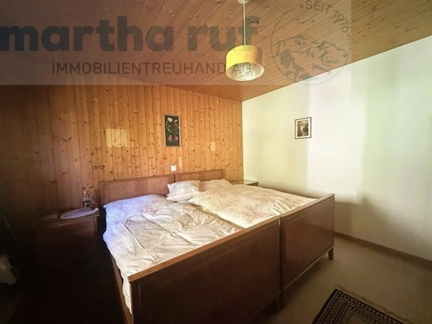 3.5-Room Penthouse with Stunning Panoramic View of Lake and Mountains - Photo 7 of 15