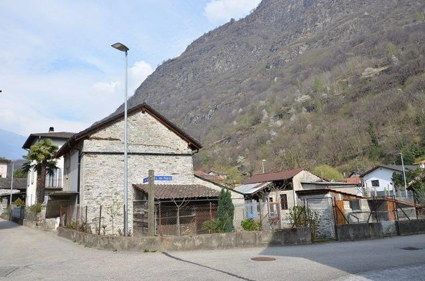 Charmantes Familienhaus mit Garten - Foto 34 von 38