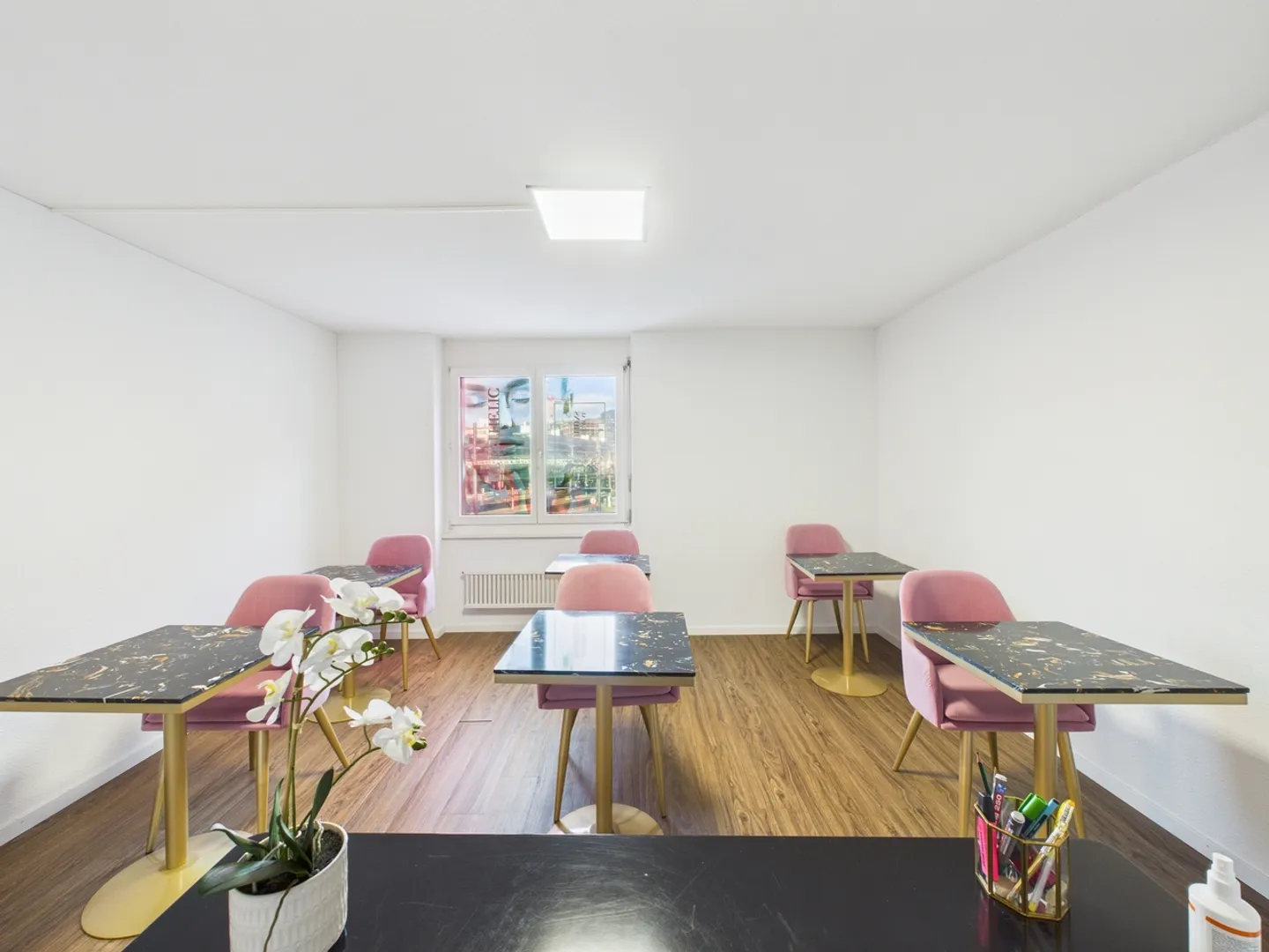 Nel cuore di Baden: Salone di bellezza e Accademia, Baden (AG) - Foto 15 di 19