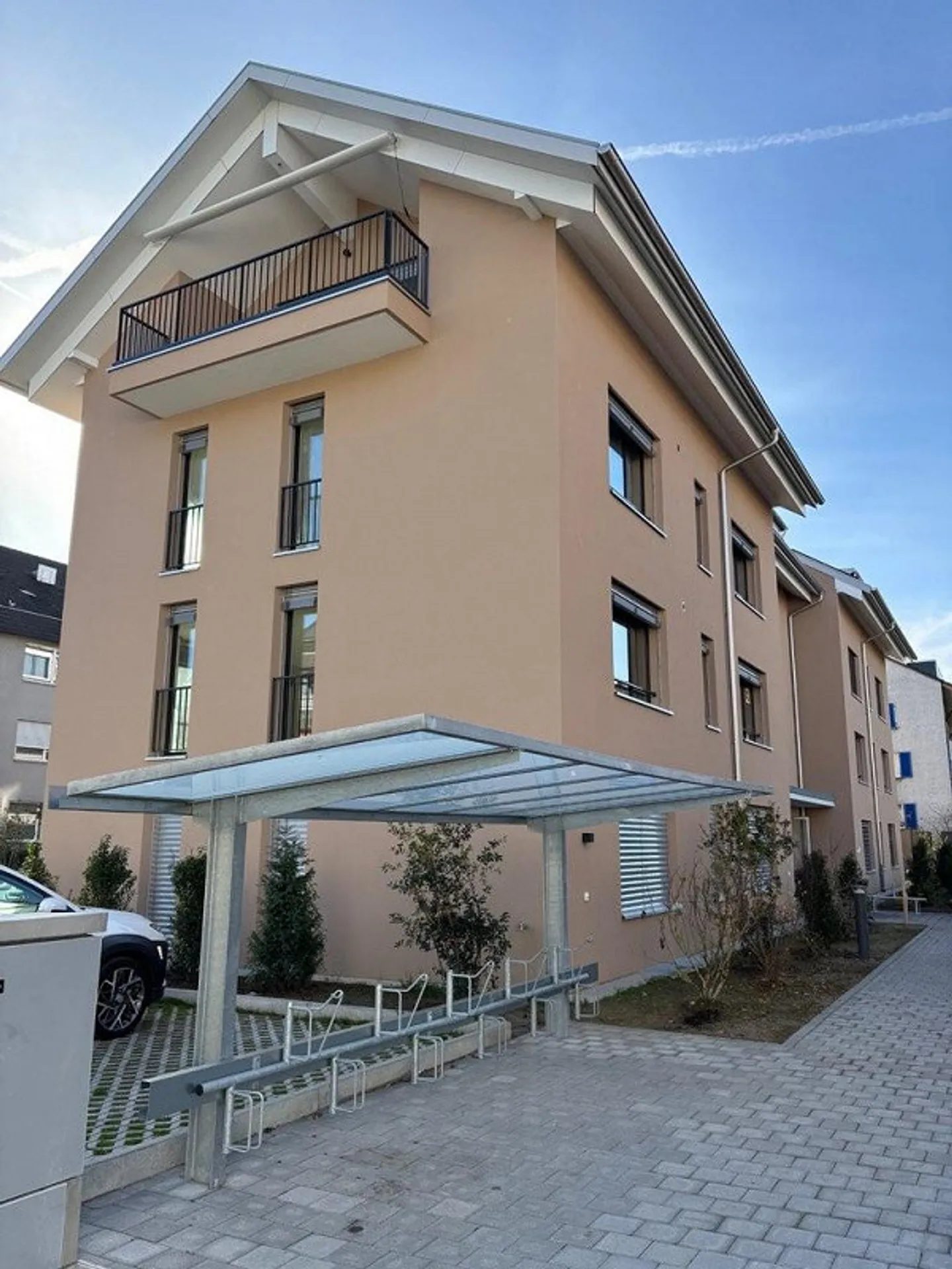 Einstellhallenplatz in neuer Liegenschaft - Foto 1 von 1