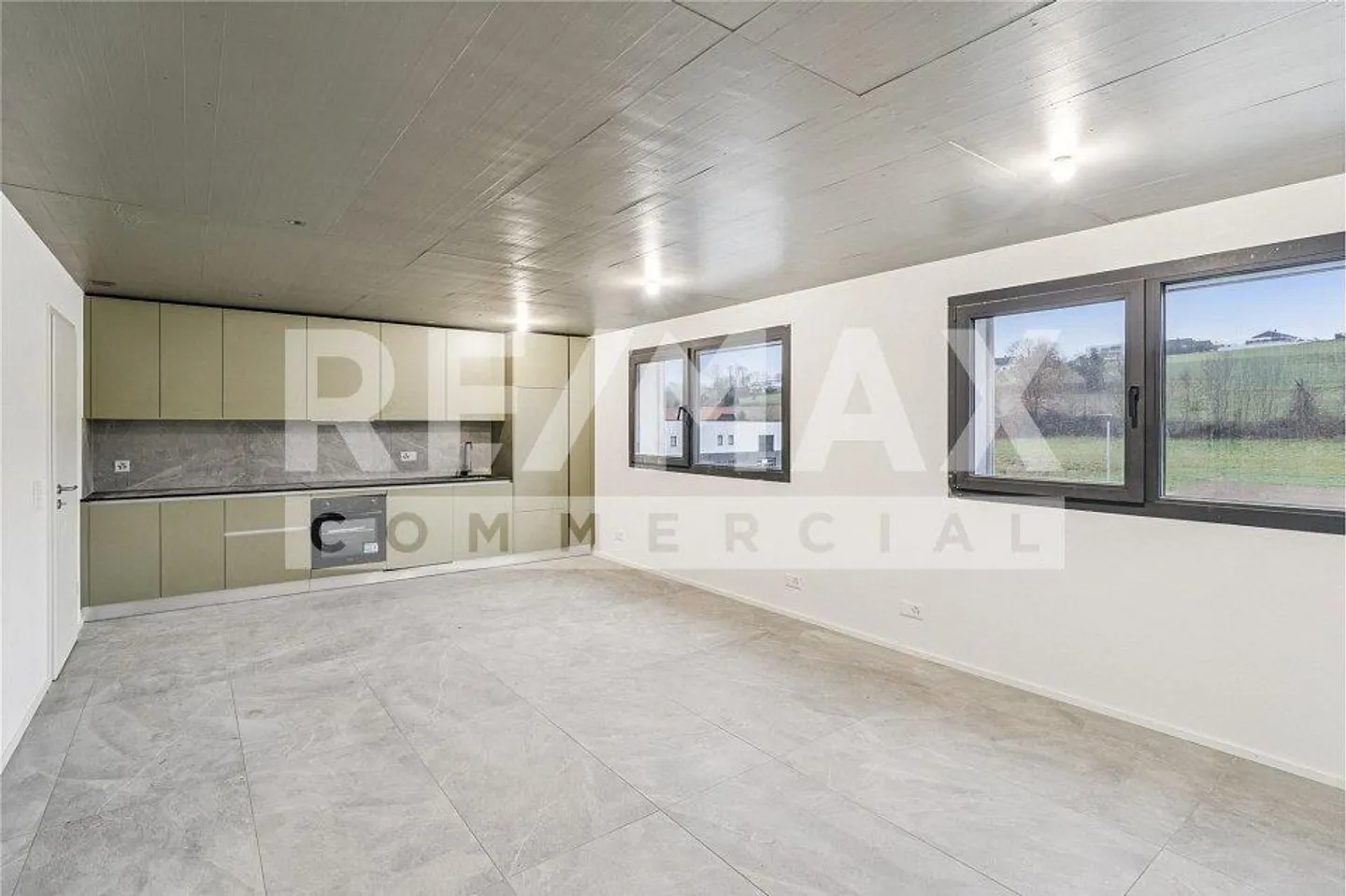 Morat – Funktionaler 230m2 Raum, ideal für Arztpraxen/... - Foto 5 von 10