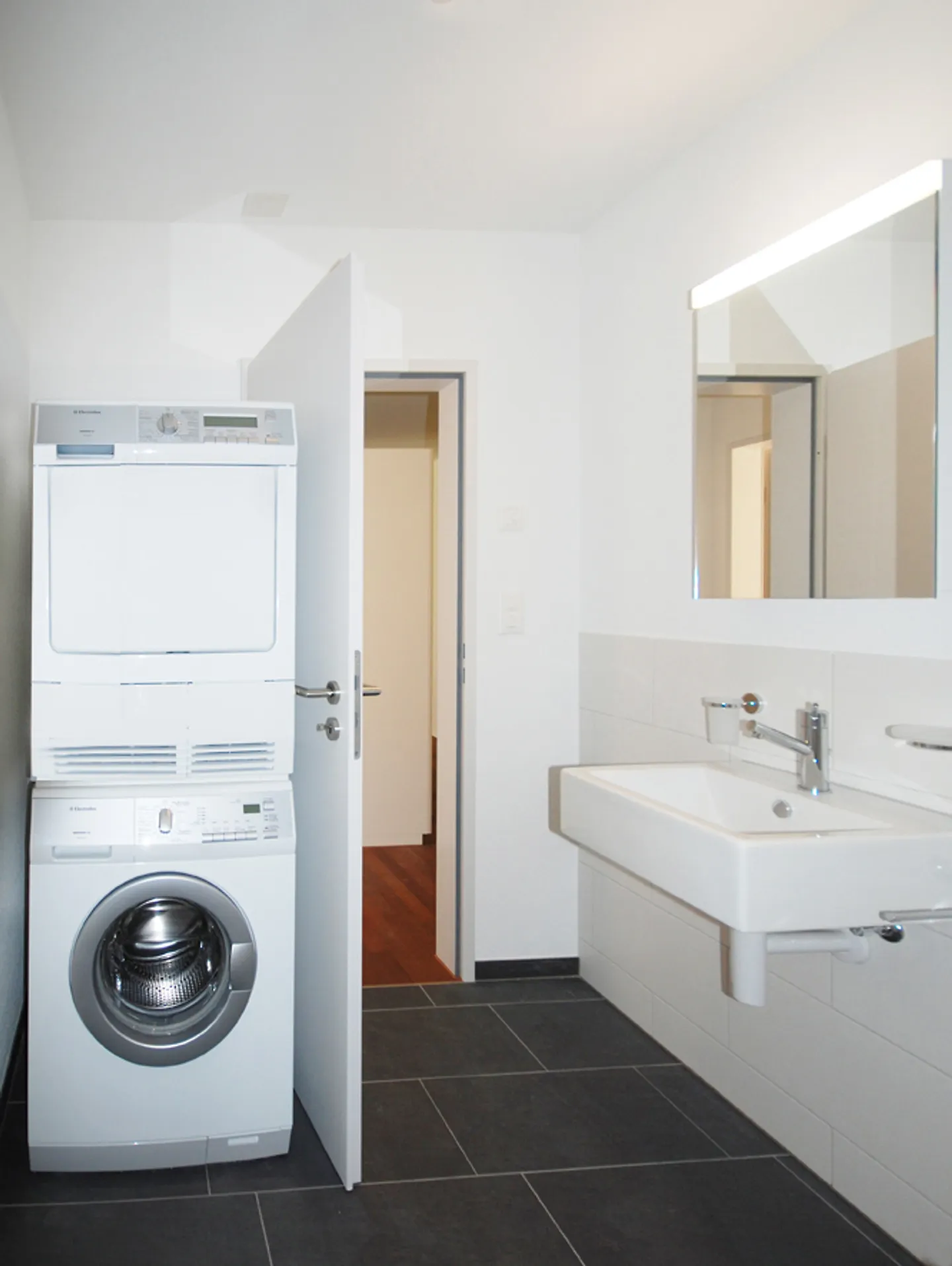 Wohnung mieten - Foto 3 von 6