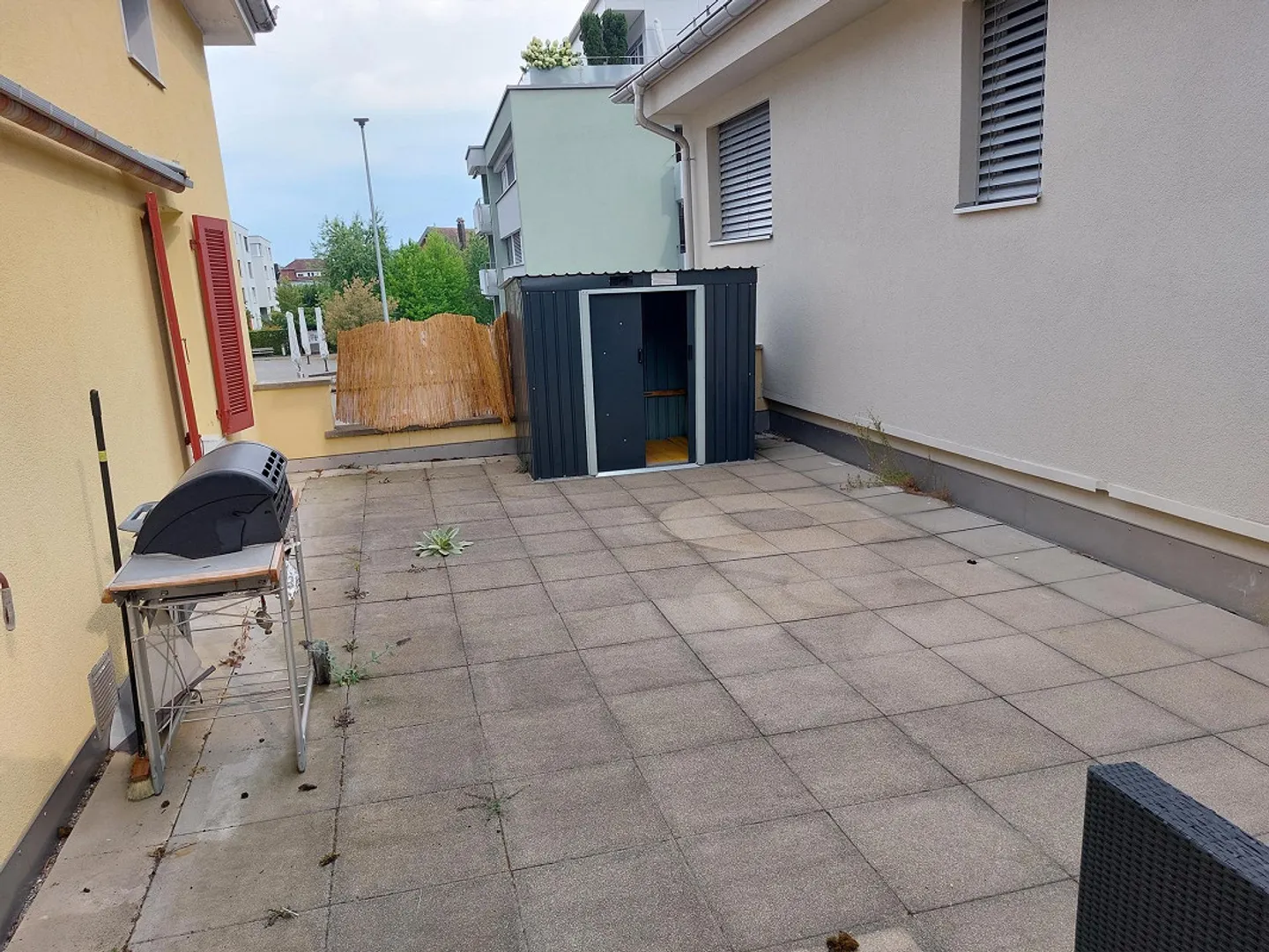Spazioso appartamento di 2.5 locali con affascinante camino e ampia terrazza - Foto 6 di 7