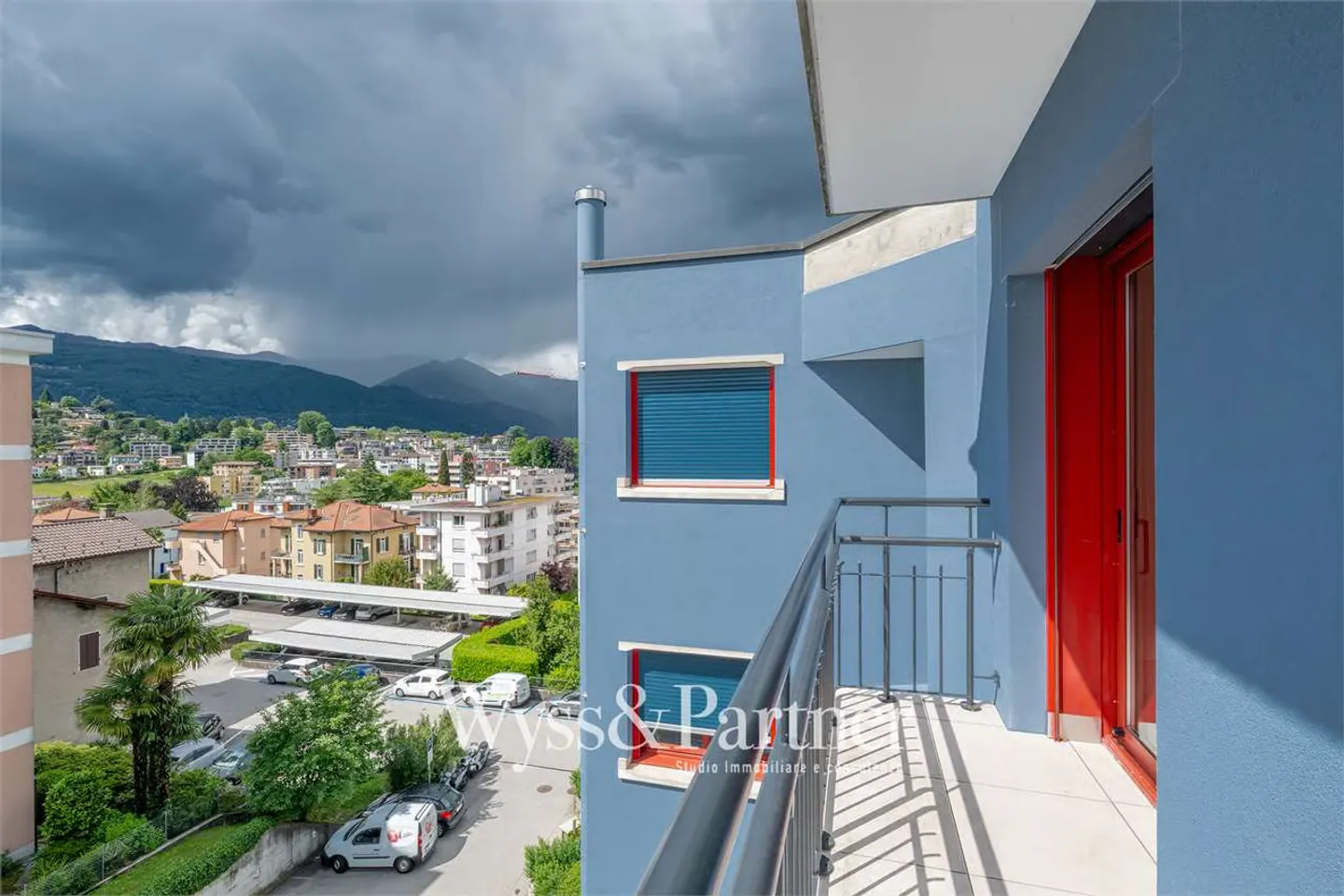 4.5 rooms renovated in Lugano with terrace, 2 bathrooms and parking - Photo 12 of 13