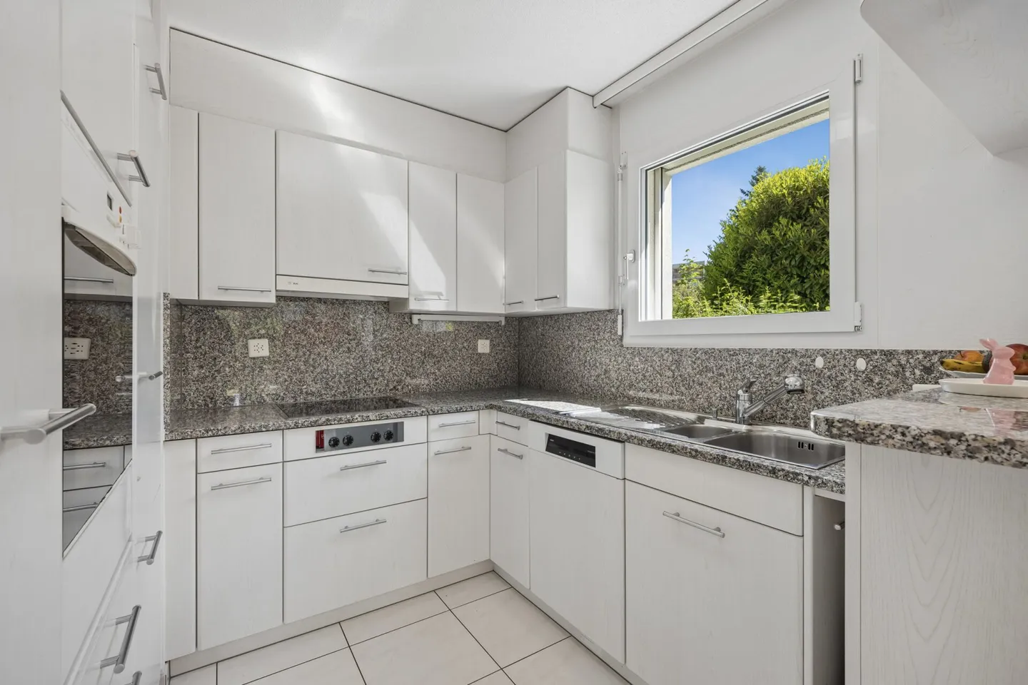 Well-maintained 3.5-room garden apartment with winter garden - Photo 12 of 25
