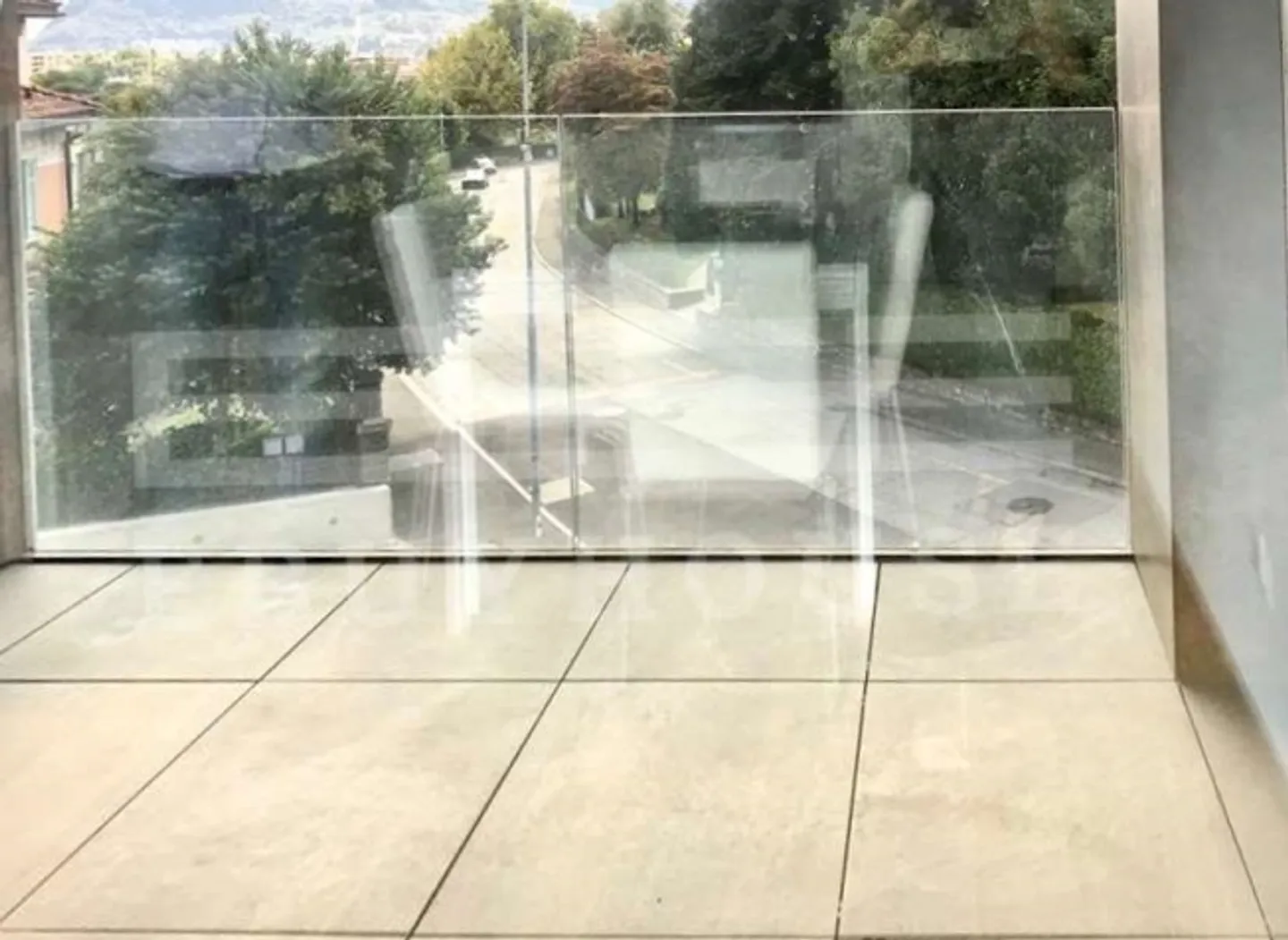 Maison moderne en emplacement central - Photo 7 sur 13