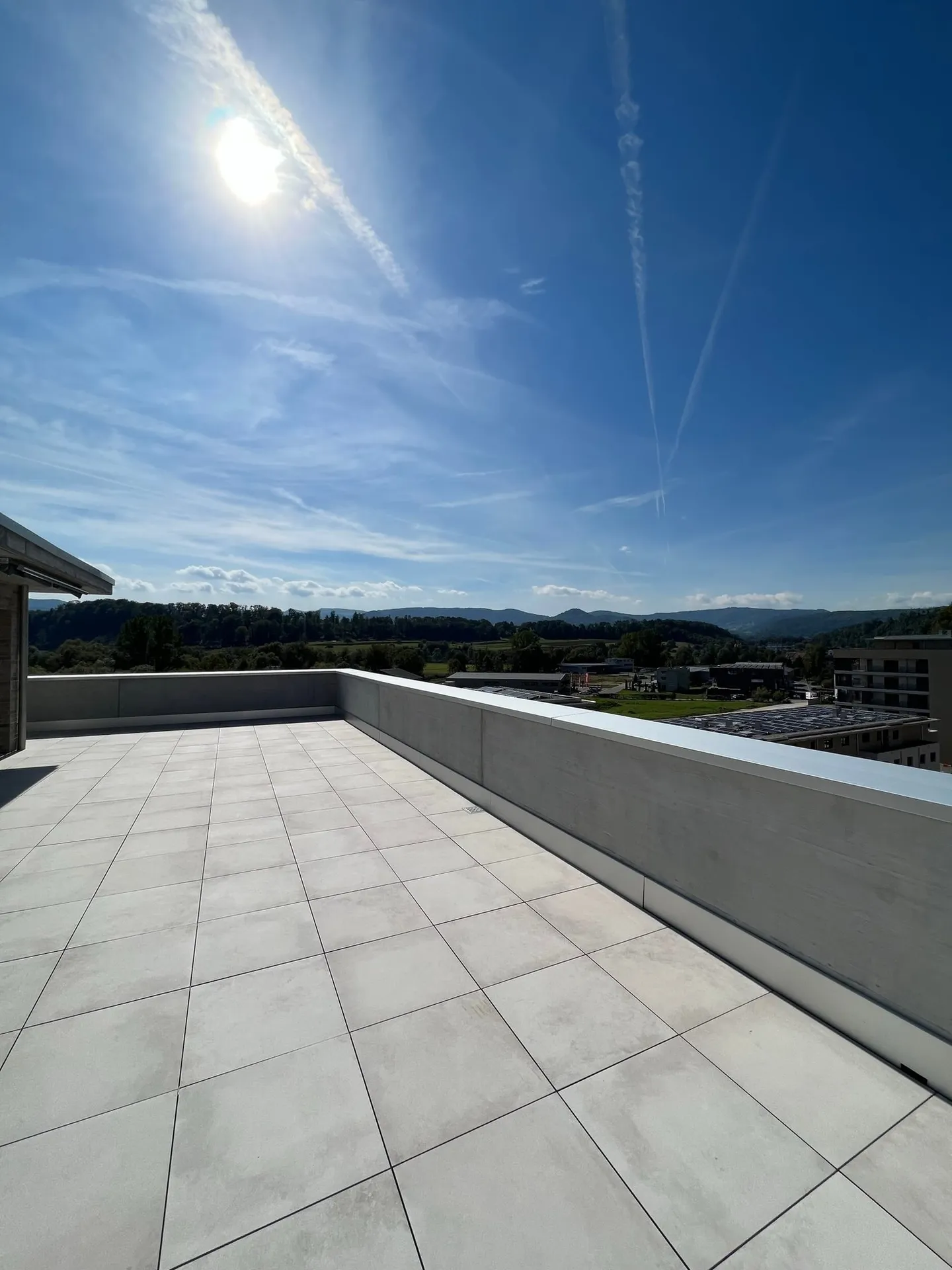 Modern 3-room penthouse with panoramic views in Zwingen - Photo 15 of 20