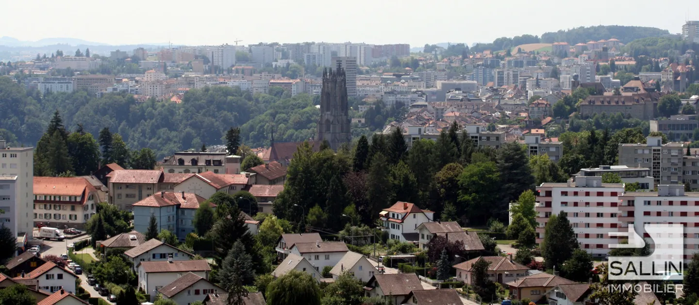 Appartement Duplex Spacieux - Photo 1 sur 15
