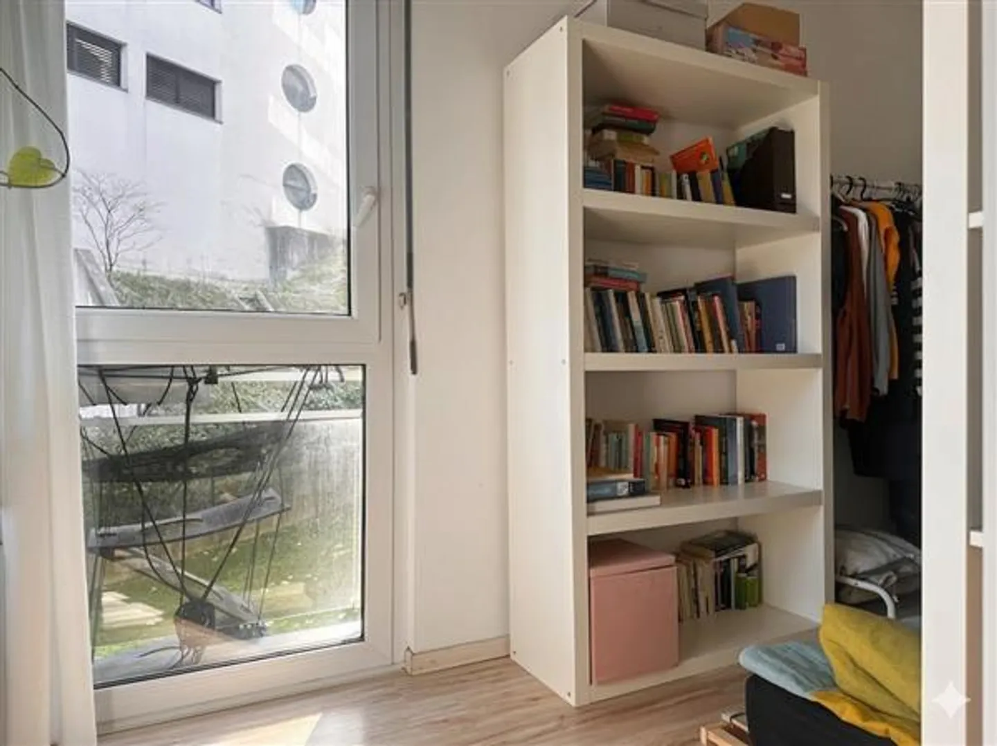 Paradise: 1.5-Room Apartment - Photo 9 of 12