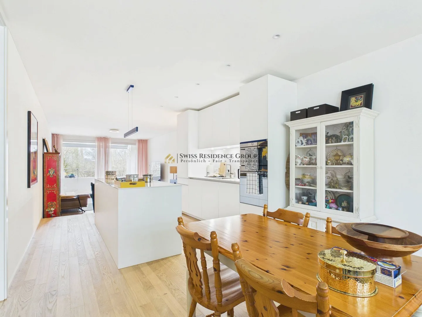 Luminoso appartamento da sogno di 3,5 locali con balcone a Cham - Foto 13 di 20