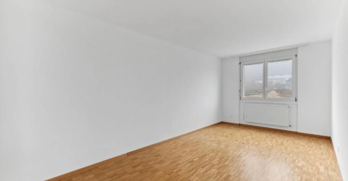 Spacious Apartment with Offers - Photo 9 of 12