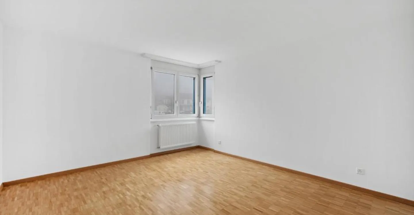 Spacious Apartment with Offers - Photo 10 of 12