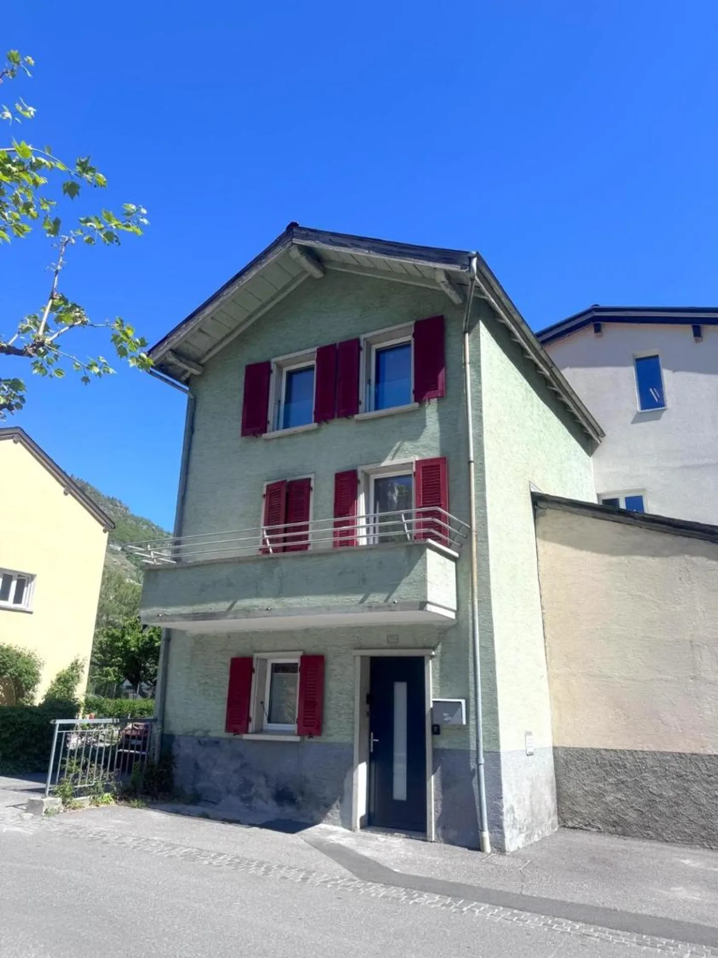 Casa Ristrutturata e Affascinante a Martigny - Foto 1 di 13