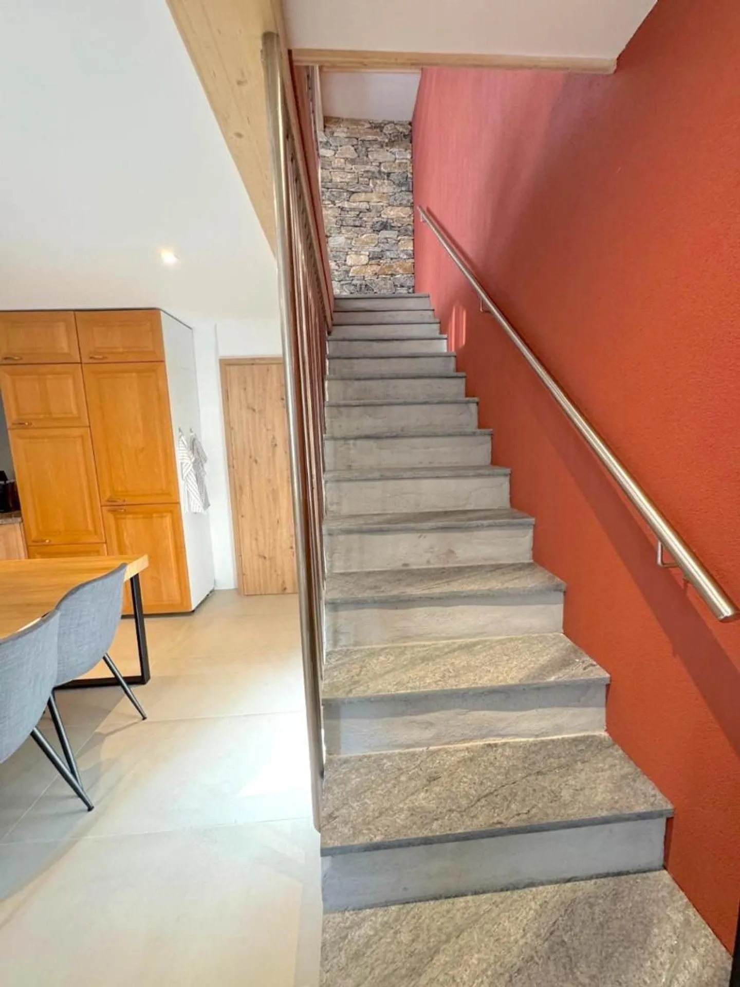 Casa Ristrutturata e Affascinante a Martigny - Foto 6 di 13