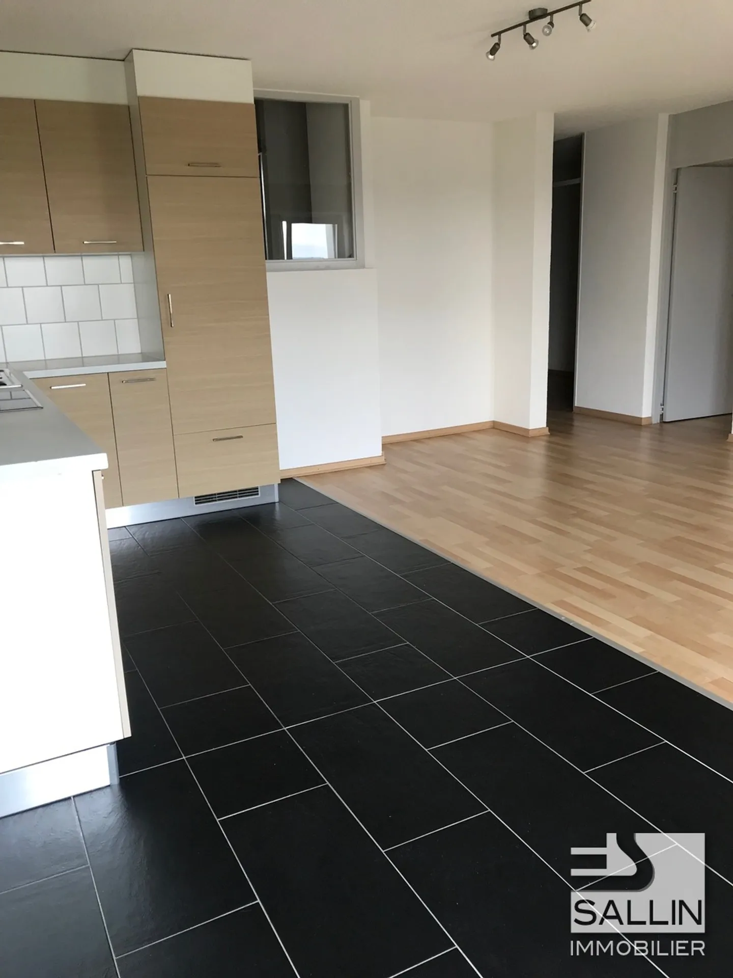 Appartement Duplex Spacieux - Photo 4 sur 15