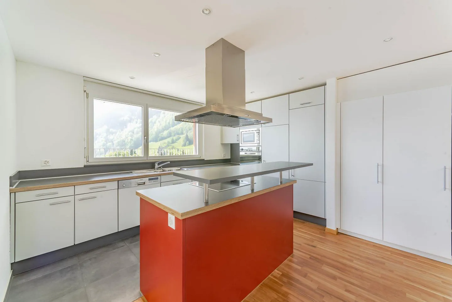 Luxuriöse Attikawohnung mit Terrasse - Foto 4 von 8
