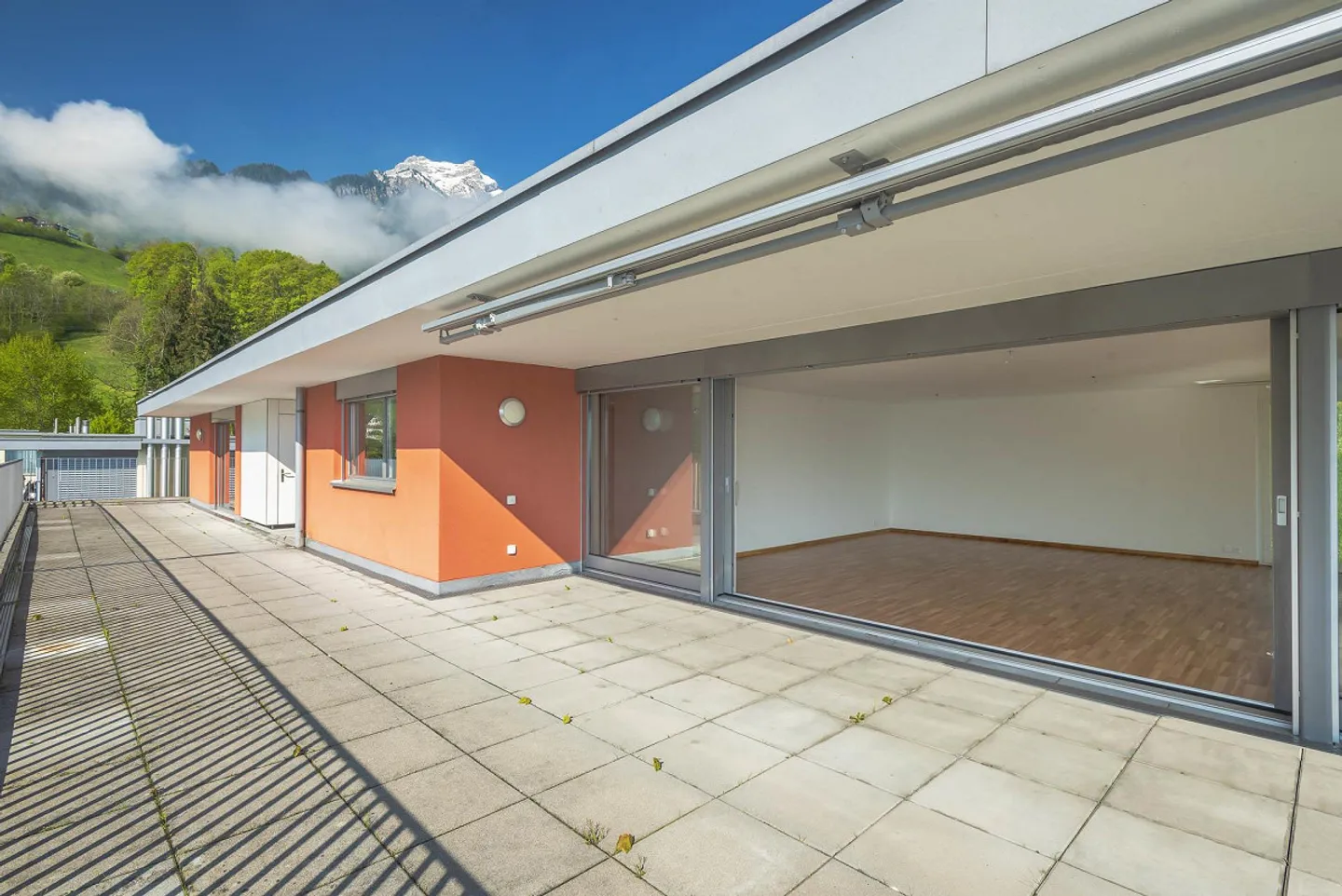 Luxuriöse Attikawohnung mit Terrasse - Foto 7 von 8