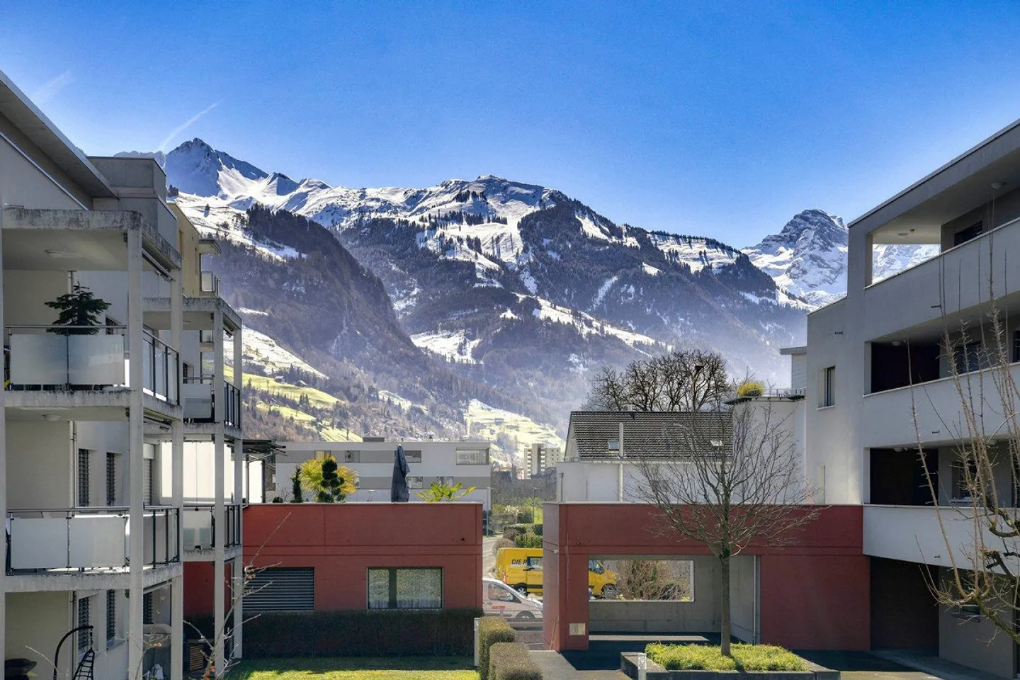 Appartamento in affitto in standard di proprietà con 2 camere da letto con bagno en suite - Foto 8 di 13