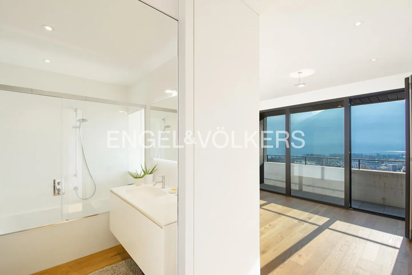 Exclusive Duplex Apartment with Dream Lake Panorama (4) - Photo 6 of 16