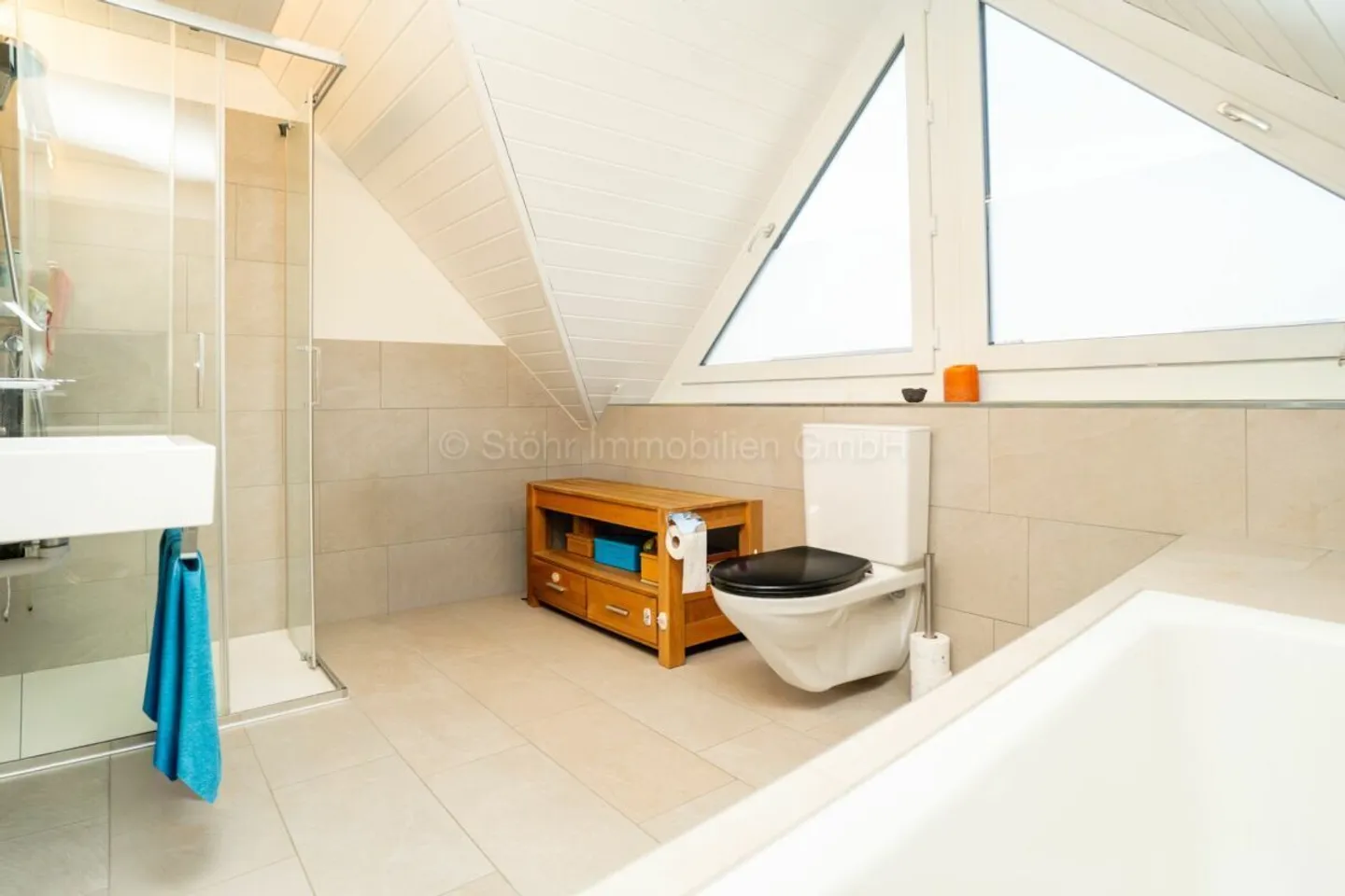 Casa di campagna indipendente di 6,5 stanze con un meraviglioso contesto - Foto 9 di 27