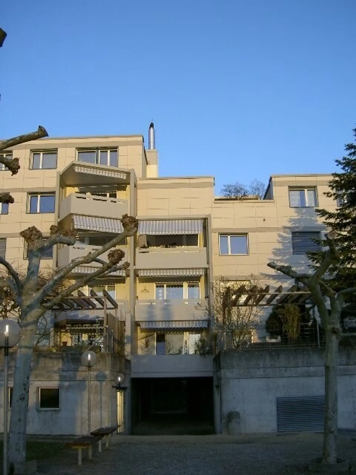 Posto auto in affitto ad Adlikon - Foto 1 di 1