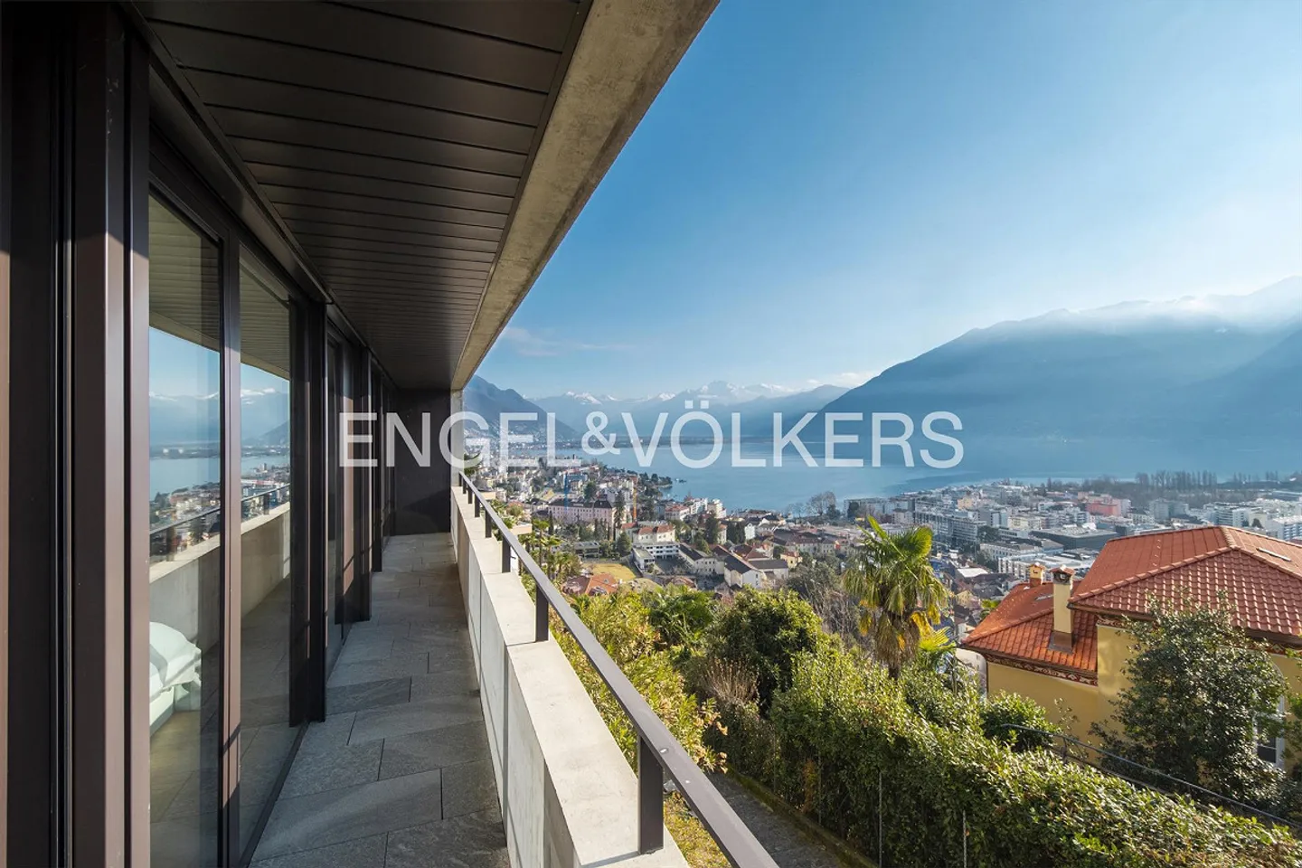 Exclusive Duplex Apartment with Dream Lake Panorama (4) - Photo 11 of 16