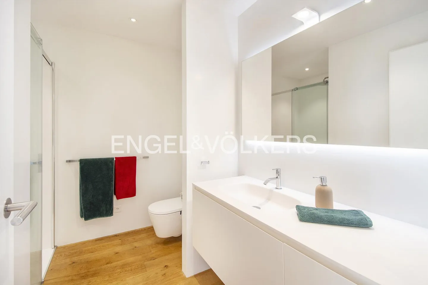 Exclusive Duplex Apartment with Dream Lake Panorama (4) - Photo 13 of 16